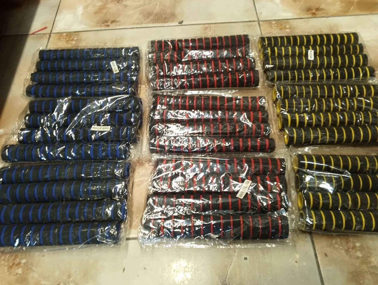 يتوفرلدينا اسفنجات درعان سعر الطقم 3دنانير جميع الالوان
محلات سيف الحاج عيد 
الجويدة مقابل كازية المناصير 0797382298


**إذا كنت صاحب هذا الإعلان وتريد حذفه لأي سبب، رجاءا أرسل رسالة إلى الدعم الفني**