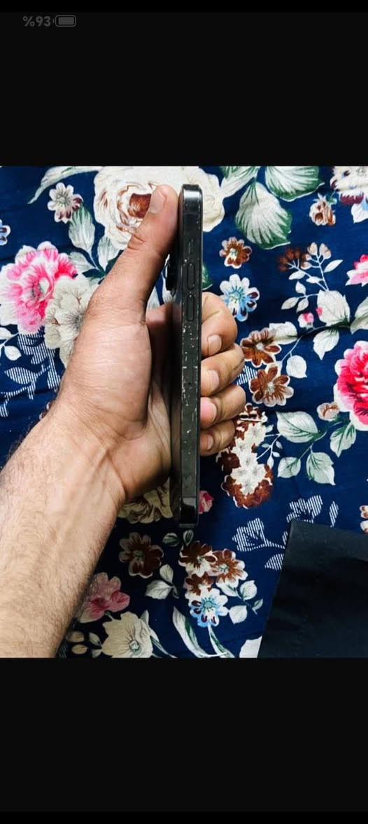 14 برو ماكس مبدل شاشه فقط ونوعيه كلش مرتبه بطاريته 77 بلادي بي فطر بسيط بلضهر وبلكلاسه سعره 600 وبي مجال قليل  مكاني نجف الخاص مفتوح


**إذا كنت صاحب هذا الإعلان وتريد حذفه لأي سبب، رجاءا أرسل رسالة إلى الدعم الفني**