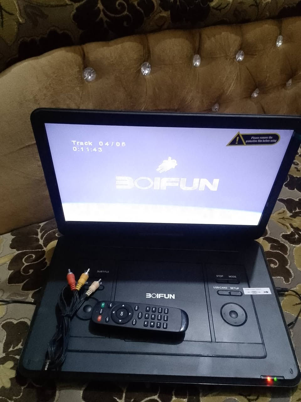 السلام عليكم
عندي هذا الجهاز للبيع DVD 30IFUM  جهاز لوك بالكارتون  مع ملحقاته ريمونت +شاحنه+فيشه 1×3شاشه اعتقد 20انج يشتغل شحن +كهرباء


**إذا كنت صاحب هذا الإعلان وتريد حذفه لأي سبب، رجاءا أرسل رسالة إلى الدعم الفني**