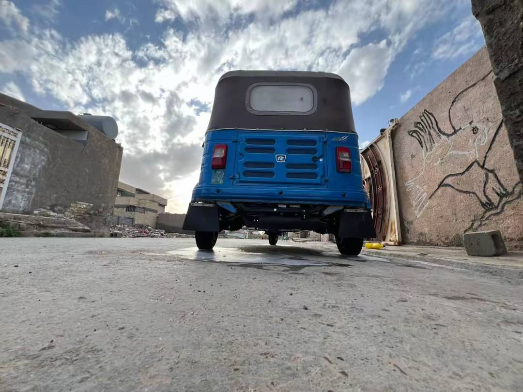 السلام عليكم شباب تكتك موديل 2020 شهر 12 كفاله عامه قطره صبغ ما بيها دواساتادراجه كفاله للبيع مكاني بغداد المعامل اتصال ما متواجد الانترنت***********
