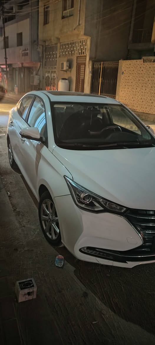 كل عام وانتم بخير
شانجان السفن مديل 2023 ماشيه 80 الف سياره رقم بغداد ما مطلوبه فلوس يعني تحويل مباشر السياره كفاله بيهة بس بارد  يم قبق البانزين امبدل دهن الكير فلتر شوته فلتر تبرين كله جديد بارحه بدلتهم بالشركه و ما بيهة اي نقص كله شغال تبريد ثلج
السعر 85 مكان السياره بالبصره الشراي يتصل ***********
