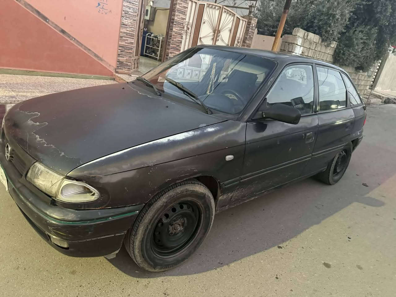 استرا للبيع
موديل 96 مكينة حجم 20 كير توماتيك سيارة جديدة بس صبغها جارد رقم بغداد مشروع وطني صاحبها الشرعي بالموصل سعرها 38 بيها مجال شي بسيط *********** بي واتساب
