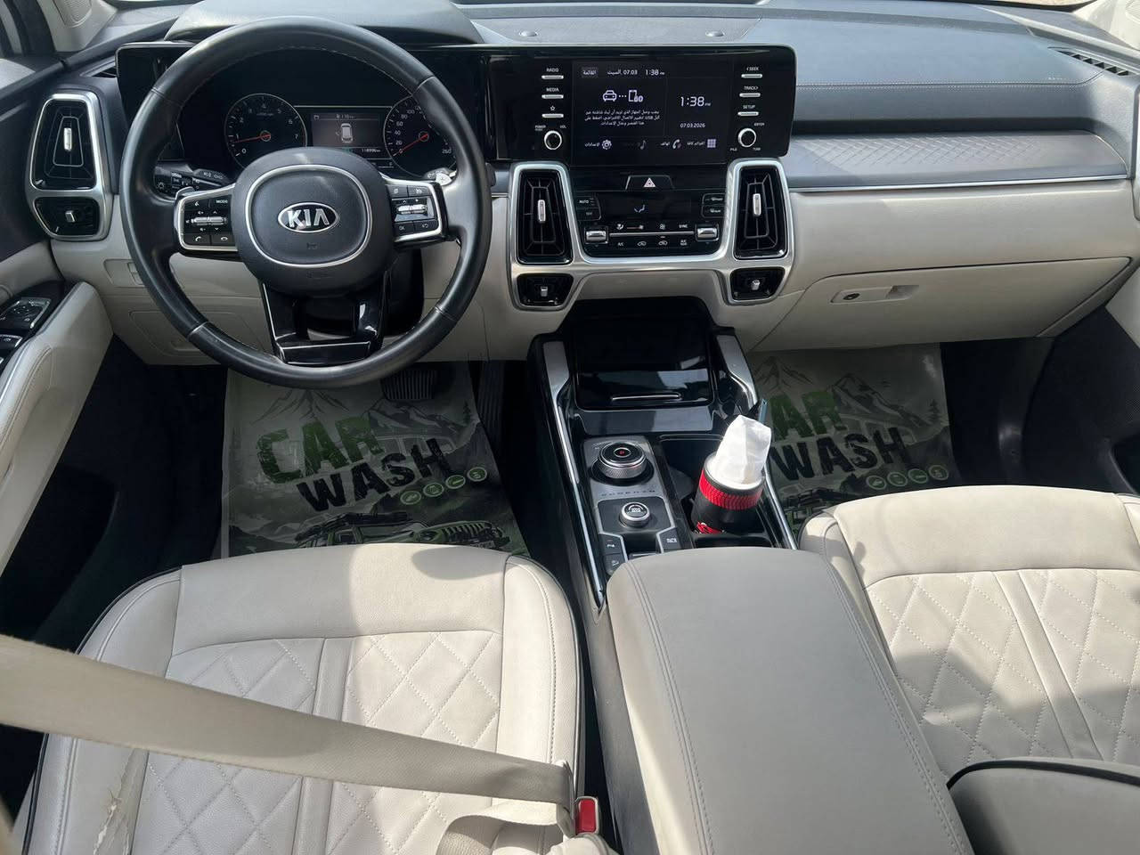 كيا سورنتو خليجي رقم اربيل بسمي 
موديل 21 
6 سلندر 
جنطه كهرباء 
كشنات جلد لون ابيض 
4 عدسات 
قماره حديد 
ماشي 100 الف 
بيه سونار موجود بلنشر 
مكان سياره بغداد حي جامعه 
سعر 23700$ بيه مجال 
تلفون ***********
