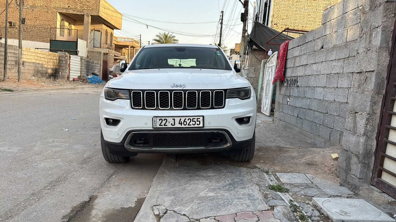 سلام عليكم شباب جيب خليجي  مديل 2018وكاله هارلم مكفوله سياره كلش حلوه فول مواصفات اريد مراوس بيكم هايلوكس سعودي اليحب يتصل 
***********
