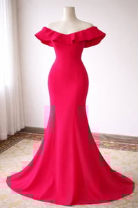 فستانين • جديدات • قياس ٤٤،٤٢