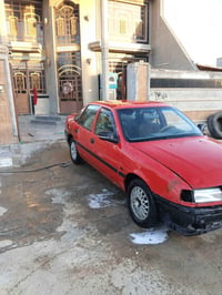 للبيع أوبل فكترة موديل 1992محرك1600كير عادي تخم تاير ويا كب رقم بغداد ...