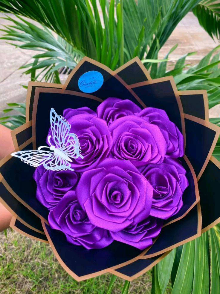 لبيع الورد يوجد خدمه توصيل للحجز ع واتساب ***********
