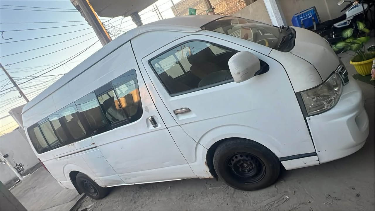 السلام عليكم
جنبي H2 عاليه للبيع تفاصيلها ؛
تخم تايرات جديد + سبير جديد 
حداديه اماميه خلفيه جديده كارن جديد
مكينه جديده 
كامرات 
كهربائيات كلها شغاله 
دوشمه نضيفه 
تبريدها خير خير من الله 
سياره نضيفه بمعنا الكلمه السياره ممشتغله بل شارع ابد خط بس 
السعر : ١٠٥ 
رقم الهاتف : ***********
