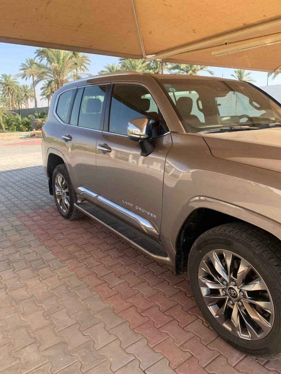 لاند كروز  VX.Rموديل 2023 مكفولة لون مميز 
للاستفسار ***********
