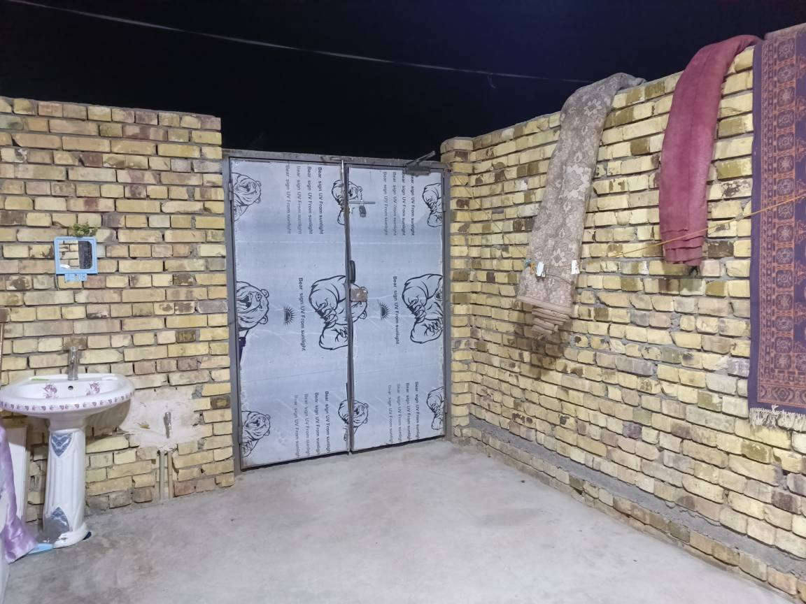 بيت للبيع زراعي حي العسكري قرب اساله الماء حي لازم مساحه ١٠٠ م بناء كامل طابوك سقف صب*********** عمارة, ميسان
