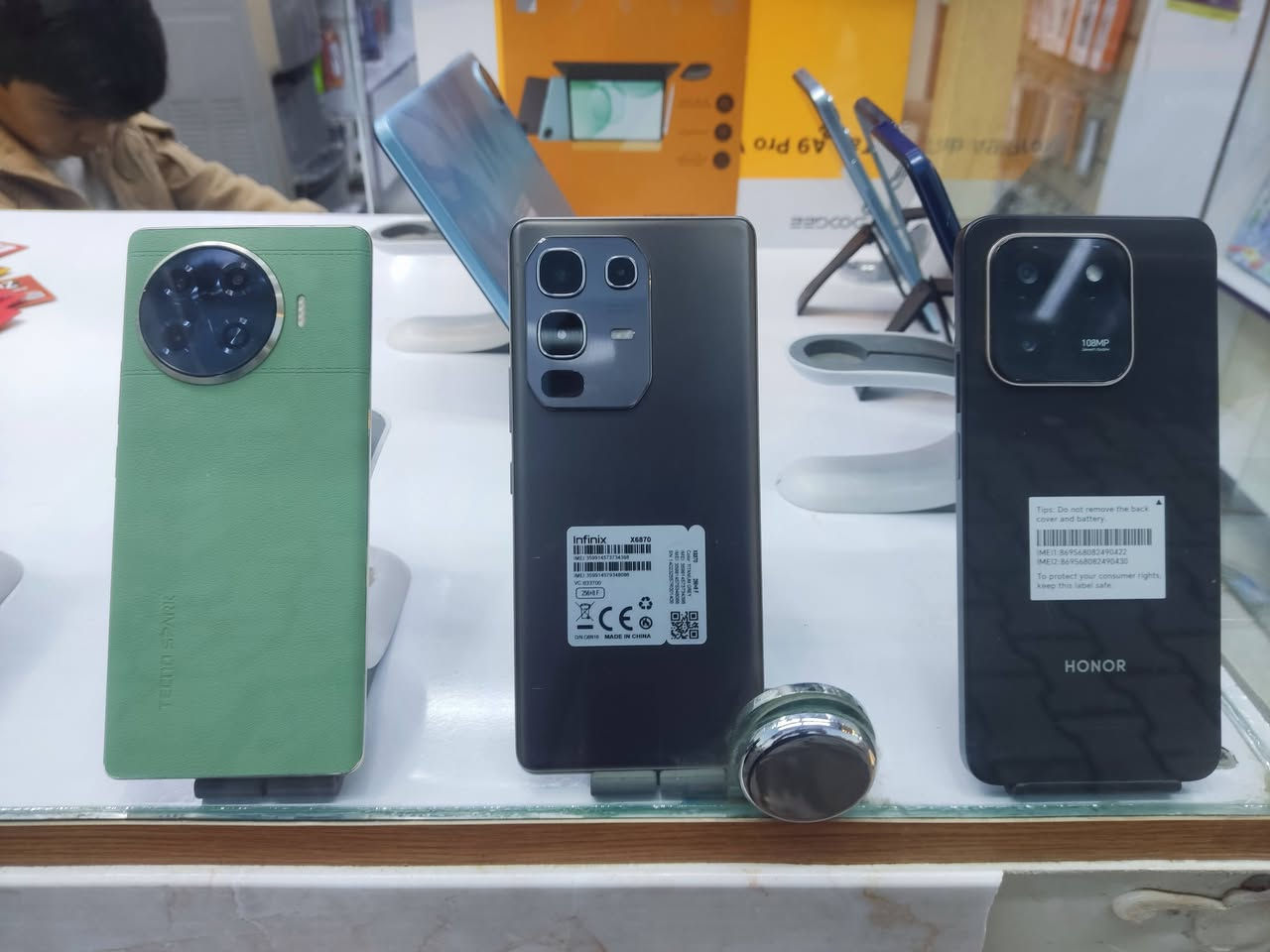 اجهزه مستخدمة نظافة 100/100 
اسأل اجاوبك
العنوان منطقة  مكتب الرشيد مكتب دي ماكس للموبايل عقيل الوائلي ***********
تريد تجي للمحل 
تريد
اكو توصيل لكل احياء النجف والمحافظات
