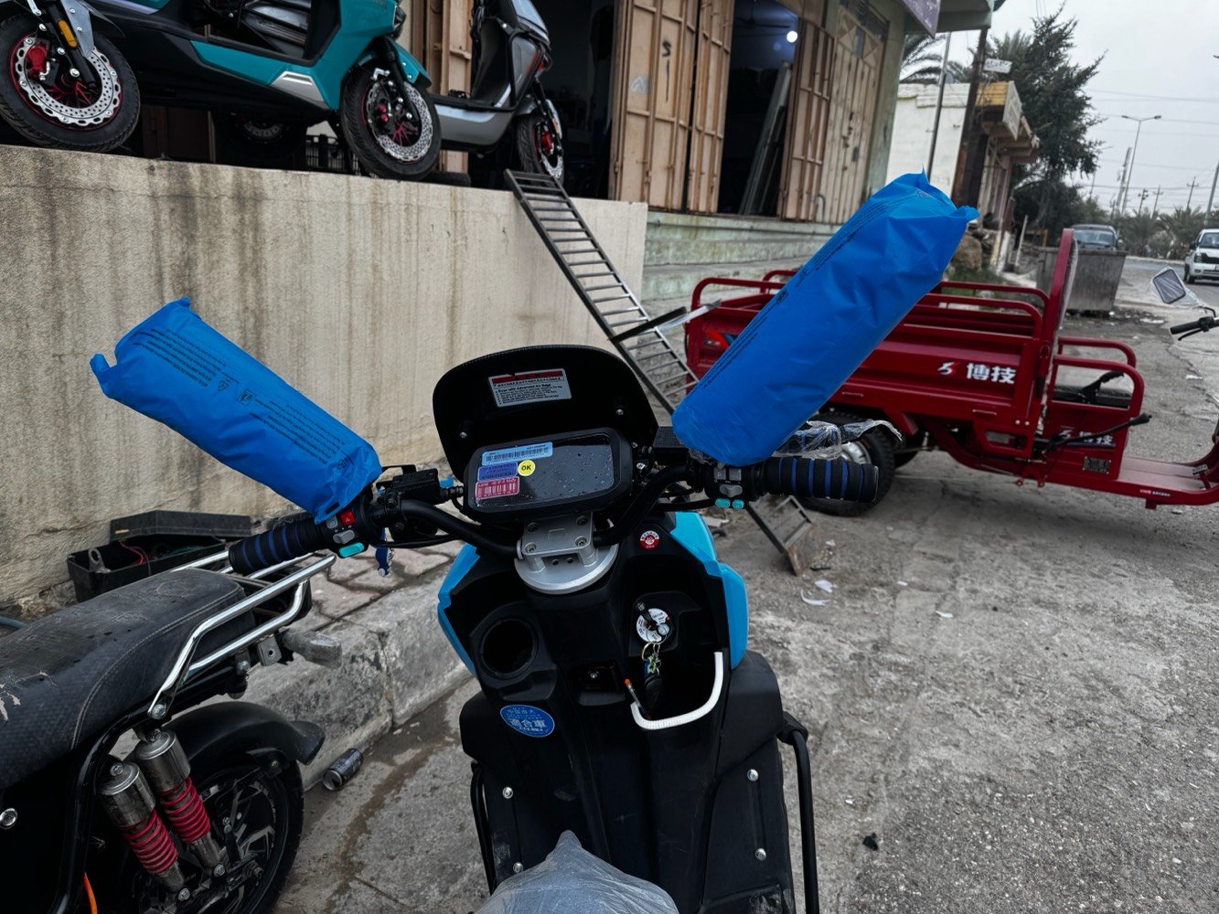 الانبار هيت 
فول مواصفات بطاريات ليثيوم 72V50A
للاستفسار على الرقم المذكور 