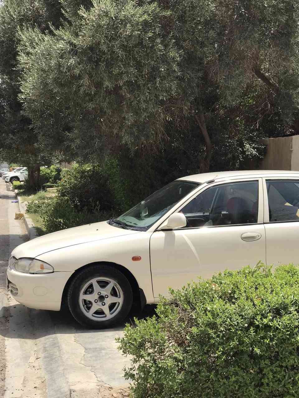 بروتون. 2004 شركة عامة  اوتوماتيك كابريتر. السيارة بدون اي نقص صبغ جمالية  صدر. كهربائيات كير محرك. . الشركة  . رقم بغداد  مكان بغداد زيونة *********** سعر السيارة من الاخير 54 ورقة  صدر 80 بلمية  بيها ضربة ربع جاملغ ايمن. مصلح نفسة السبارة بدون تبديل
