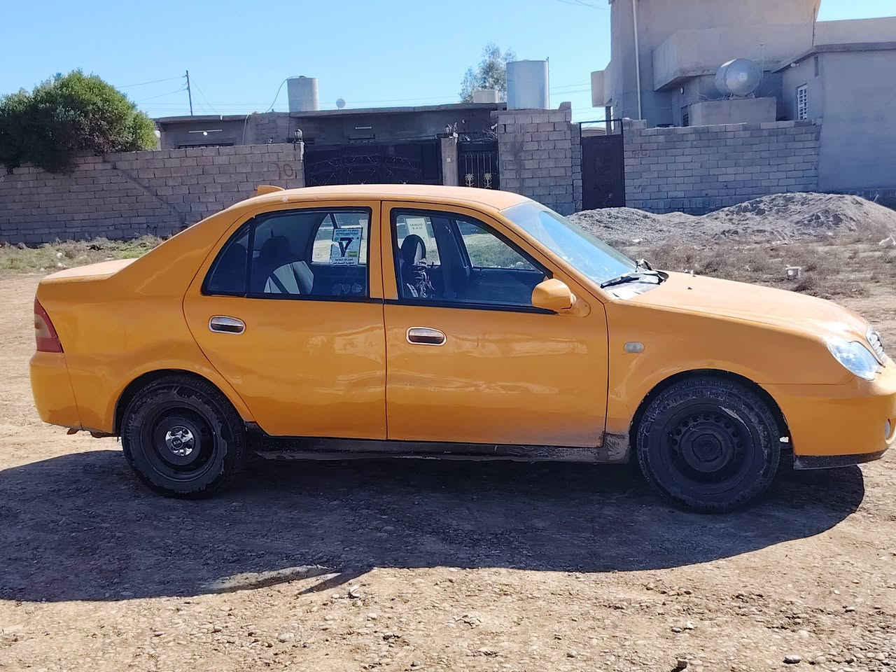 السلام عليكم سي كي موديل 2013رقم قادسيه شرط تحويل من الشرعي عندي رقم الشرعي تحجي ويا كير محرك شرط طخم صدر جديد تواير خمسه جديد صبغ جماليه هيه عليها 140الف غرامات صفر السعر 32وبيها مجال مراوس بسايبه يرهم ***********
