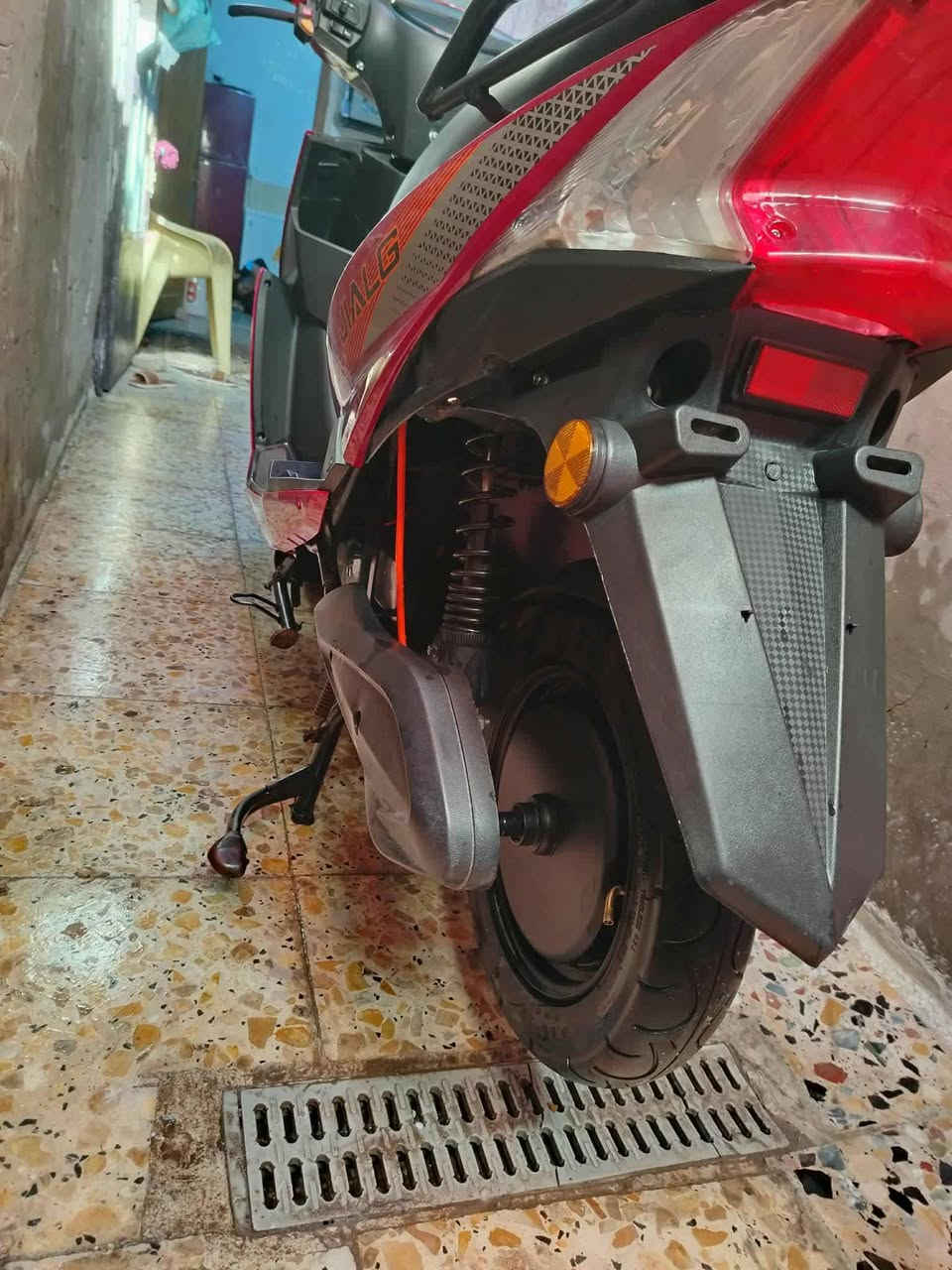 سكنس شحن للبيع
سعرها 800.ماخذها ب مليون و 150.الوصل بعده موجود 
سرعه 3 نمر 
مثبت سرعه 
بك.خلفي +بصمه وسويچ عدد 2 
مكاني بغداد مدينه الصدر


**إذا كنت صاحب هذا الإعلان وتريد حذفه لأي سبب، رجاءا أرسل رسالة إلى الدعم الفني**