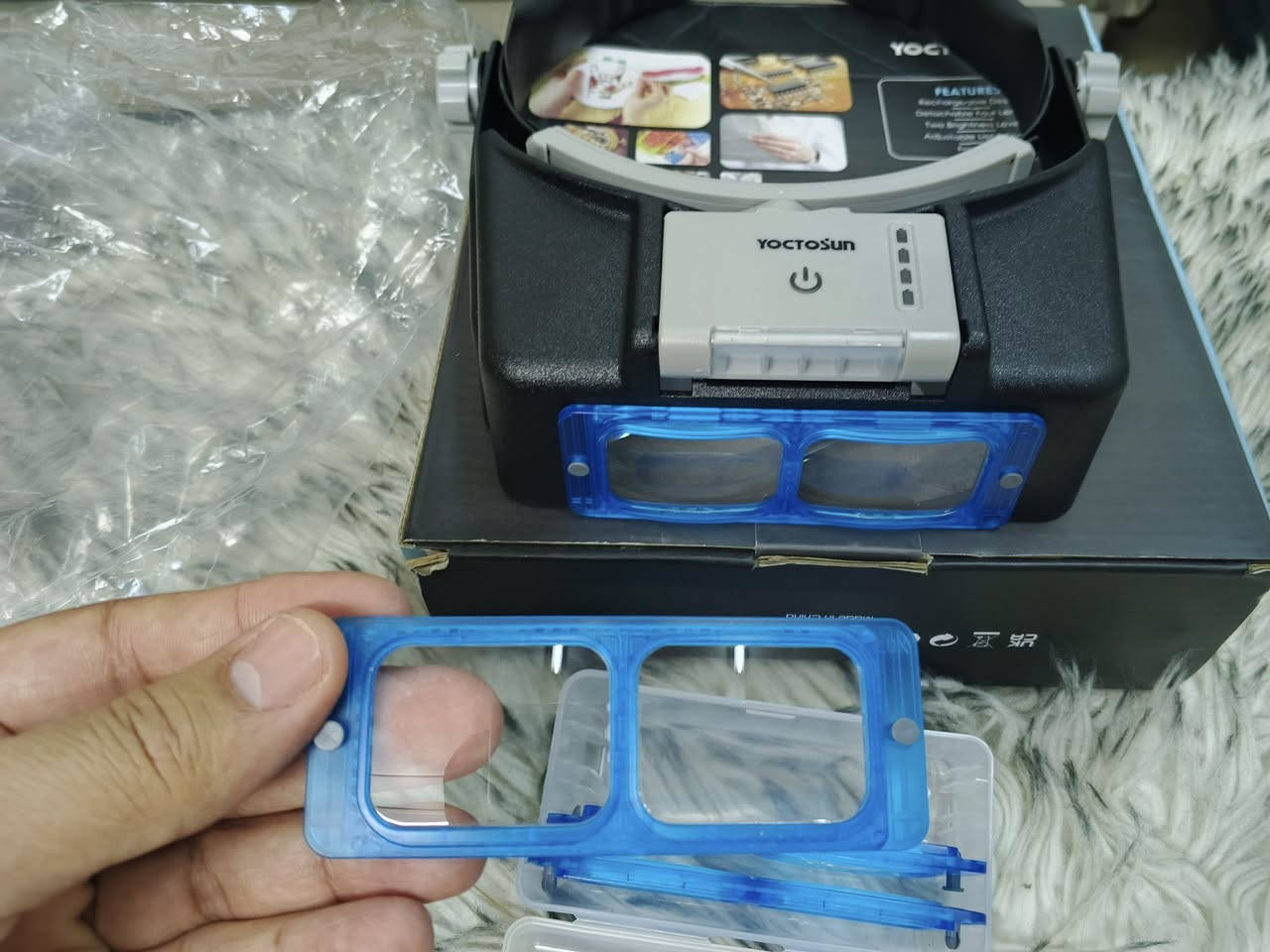 نظارة تحتوي على عدسات مكبرة وإنارة


**إذا كنت صاحب هذا الإعلان وتريد حذفه لأي سبب، رجاءا أرسل رسالة إلى الدعم الفني**