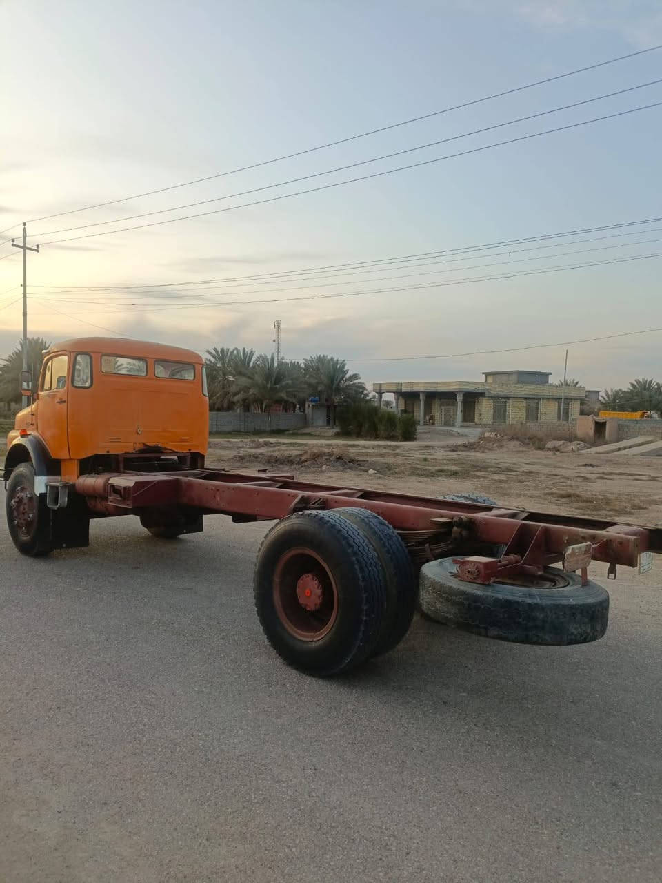 أقچم للبيع موديل 1982 للاستفسار على الرقم ***********
