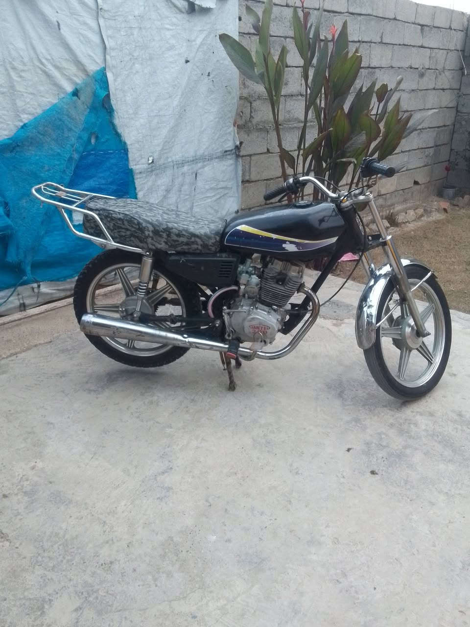 ماطور جني 2017السعر 230مكان كركوك.عمال شعبي


**إذا كنت صاحب هذا الإعلان وتريد حذفه لأي سبب، رجاءا أرسل رسالة إلى الدعم الفني**