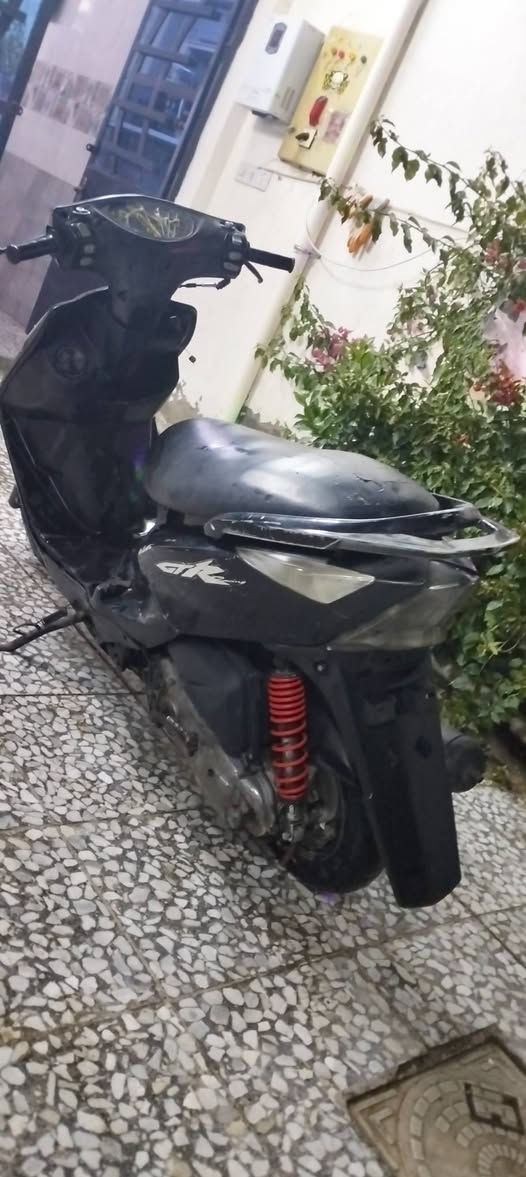 دراجة ماكس ثعلب سلف هندر محرك حلو شلعه السعر 350 مكاني حي السفير قريب ع العبيدي رقمي ***********
