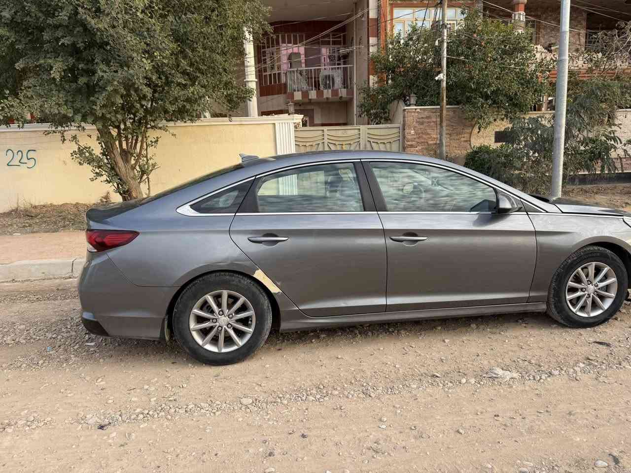 سوناته 2018 كير مكينه كفاله  صدر تخم تاير كله جديد ماشيه السيارة ٥١ ميل السونار مرفق ويا الصور العنوان ديالى كنعان (***********) ويرهم مراوس بكورله النتره السعر 132
