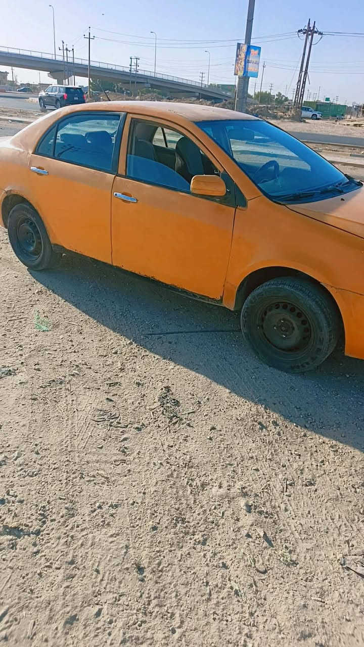 السلام عليكم سياره جيلي fs. كير ومحرك كورلا زينات  سنويه ساقطه  بيه شلعه تخبل   تخم تاير وحداديه  هيئه وغرمات مادري عليه شكد سعر 14 ورقه بسعر ذبانه   مكان ناصريه مركز سجن الاصلاحي  ملاحضه : خاص ماجاوب مكلف بنشر رقم صاحبه   ***********
