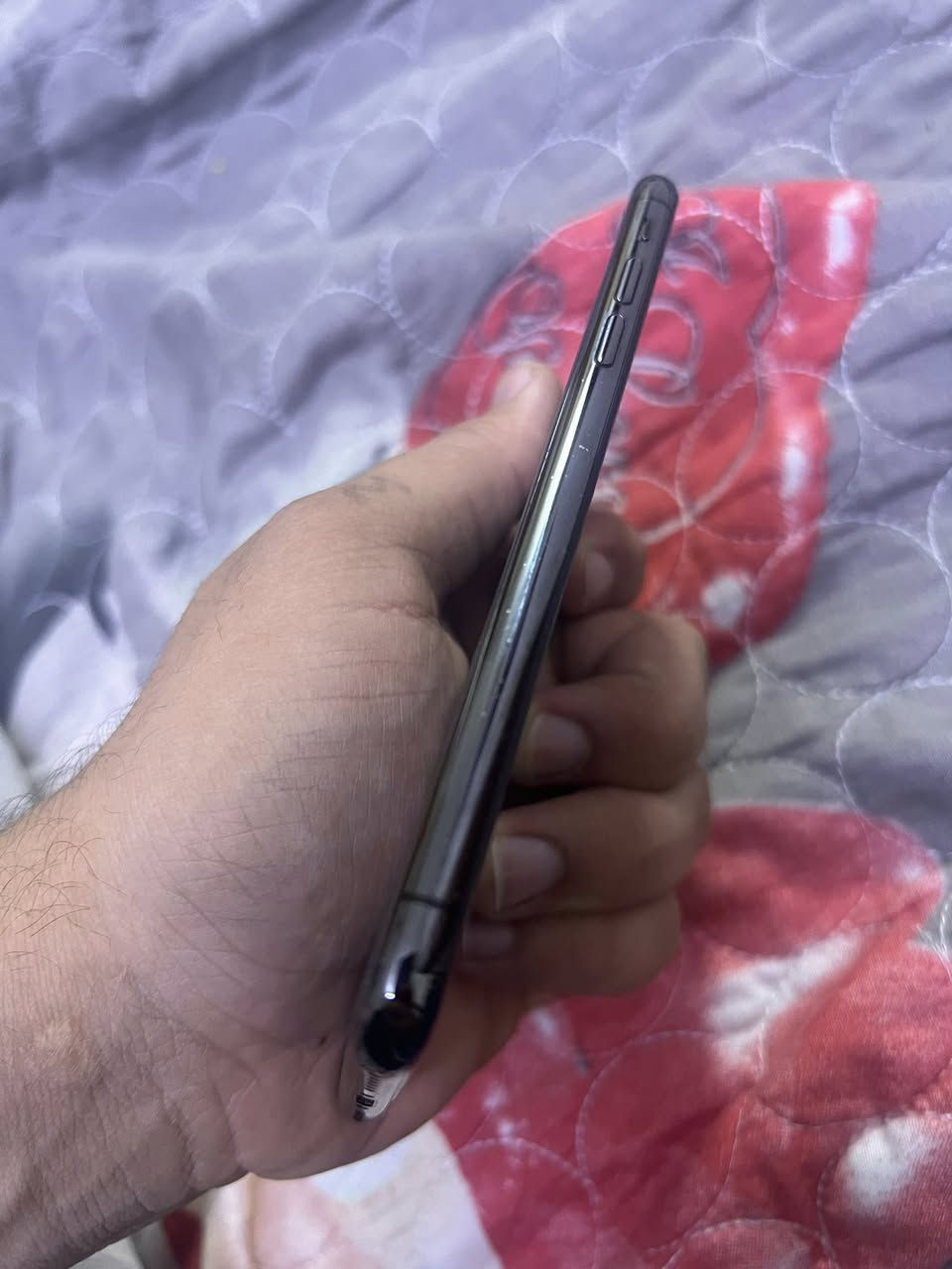 ايفون x ذاكره 64 بطاريه 70 جهاز مكفول كلشي ما مبدل بي سعر 135 وبي مجال مكان شعب رقمي ***********
