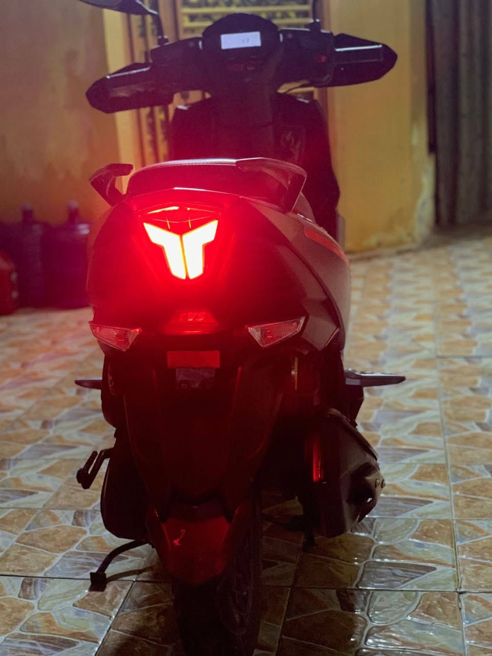 مرحبا شباب دراجه نوع TVS
الدراجه سنويه ارقام كامله 
استفسار ***********
عنوان ديوانيه ال حمد
