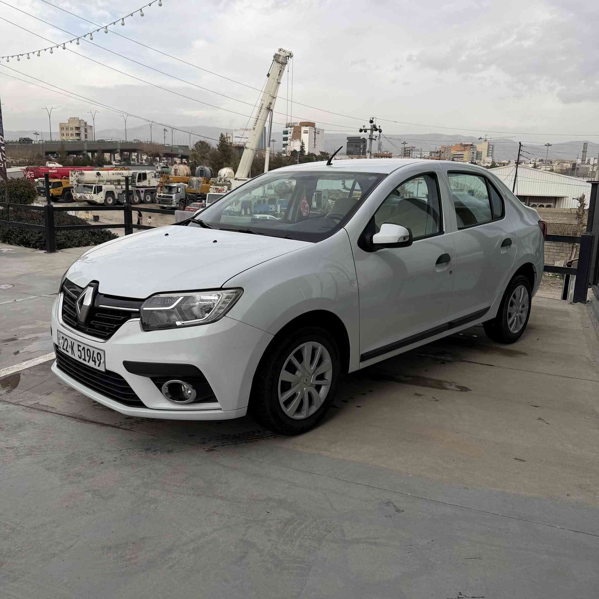 Renault Symbol
مودیل : ٢٠١٩ 
عدد الأميال : ١٠١،٠٠٠ كم
ضرر : بدون صبغ ، بدون بارد ، فقط رصعات
اللون : ابیض 
رقم اربيل - رقم جديد و سنوية من ٢٠٢٥ نافذة - زوج تایرات امامیة و باتري و دهن المحرك مبدل جديد

سعر : ٨٥ و مجال بسیط
رقم الهاتف : *********** 

---------------

Renault Symbol
مۆدێل : ٢٠١٩
ماوەی ڕۆیشتن : ١٠١،٠٠٠ كم
بۆیاغ : بێ بۆیاغ ، بێ سارد ، تەنها چاڵی هەیە
ڕەنگ : سپی
ڕەقەم هەولێر - ڕەقەم تازە و سەنەوی لە ٢٠٢٥ بەسەرچووە - جوتێک تایەی پێشەوە و پاتری و ڕۆنی مەکینە تازە گۆڕاوە 

نرخ : ٨٥ و مەجالێکی کەم
ژمارە مۆبایل : ***********
