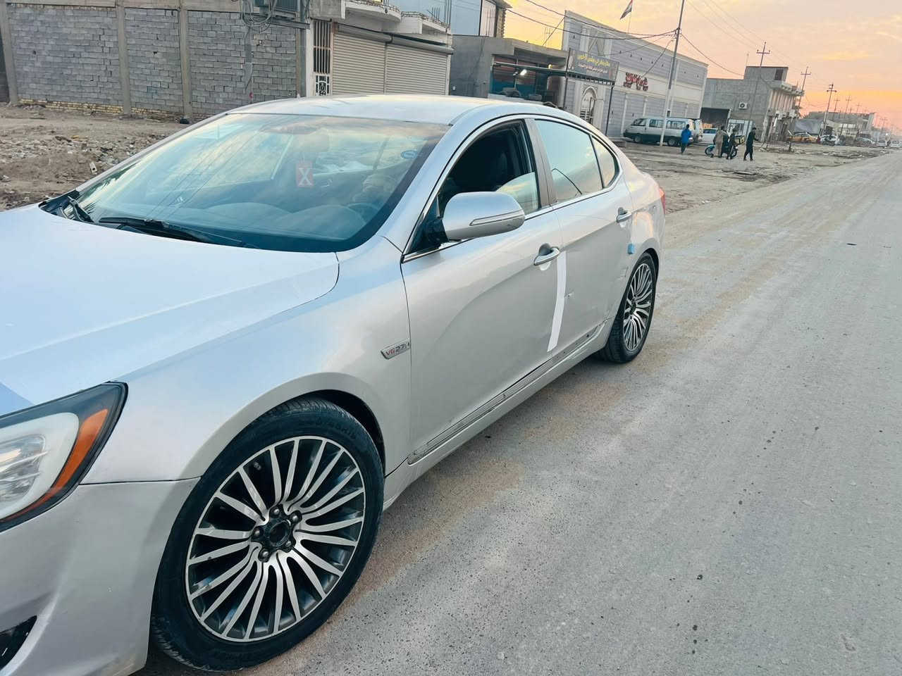 سلام عليكم سيارة للبيع كادنزه. موديل 2010 سيارة جاهزة كير مكينه تخم تاير حداديه كفاله تبريد تدفئه جاهزة سيارة بيها قطعتين صبغ بدون دواخل السعر 94 وبيها مجال بسيط الستفسار***********
