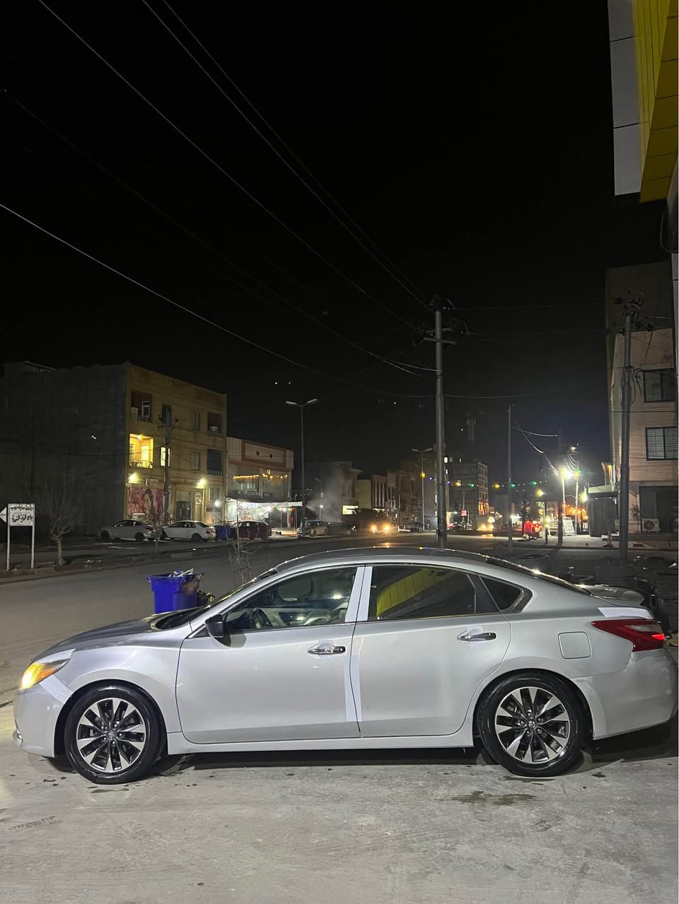 Nissan altima 2016 S                              بوفروشتن ناوزةرد مواسةفات بةسمة شاشة كاميرا تعديل سرعة گوشين كارةباي زور مواسةفاتي تر سةيارةكة سبوغ عام نيية بة سبوغ عام دةفروشم بي ناوگرتن پيش و پشتي كةپسة   هةموو شتي نوية سةنةوي هةتا ٢٠٢٨ وة ١٠ وةرةقة غرامةي لةسةرة گير و مةكينةو تةبريد و تةقةو رةقةو بةناوكردن غةرامة وةرگةران براوة هةمووي بةشةرت سعري ١٠٠ وةرةقةو مةجال شوين هةولير *********** أربيل, العراق
