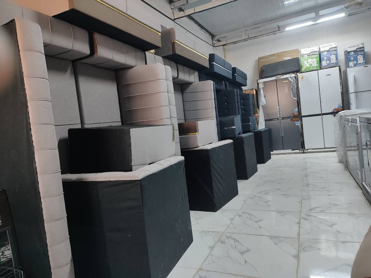 بسم الله ما شاء الله وصول غراض مستخدم و جديد عارضات مجمدات ثلا0ات طباخات رفوف جداري سفينه وسطيه كلشي متوفر االمقداديه الهارونيه طريق امام ويس ***********
