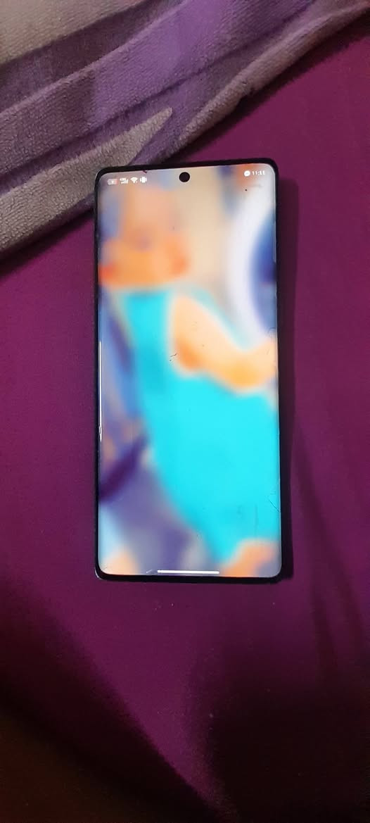 سلام عليكم كامون 40برو 5g
رام +
بطاريه 5200
شحن 45w
ذاكراه256
الون اسود 
جهاز جديد مكفول من الاتصليح 
جهاز فقط بيع لا مراوس ولا شي 
فقط بيع 
مكان بغداد الحريه 
رقمي 077514896
ببجي يشغل 90فريم
ذاكرة العشوائية 24


**إذا كنت صاحب هذا الإعلان وتريد حذفه لأي سبب، رجاءا أرسل رسالة إلى الدعم الفني**
