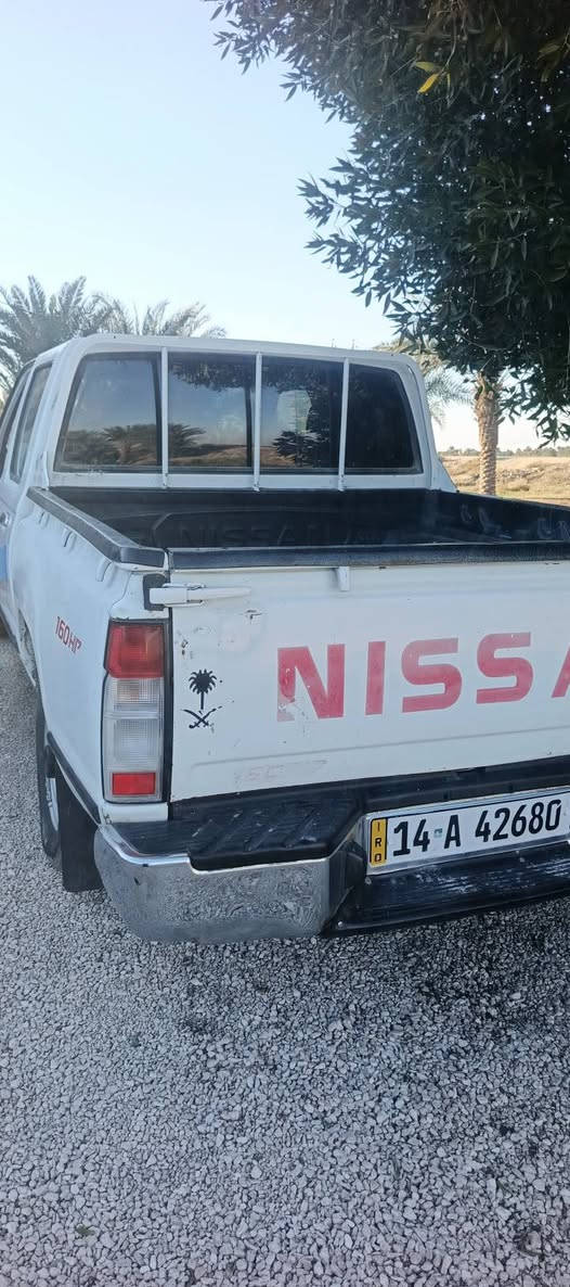 سلام عليكم نيسان 2013 نضيفه كير ومحرك وتبريد تخم تاير. السياره خير من الله مابيها نقص  سنويه لل30 مداور ثاني العنوان السماوه *الهلال للاستفسار صاحب السياره 👇
‏‪***********‬‏
