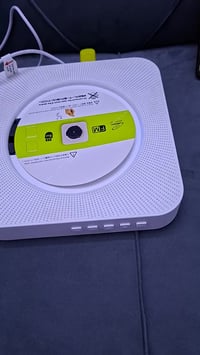 قارئ أقراص • مضخم صوت • بلوتوث