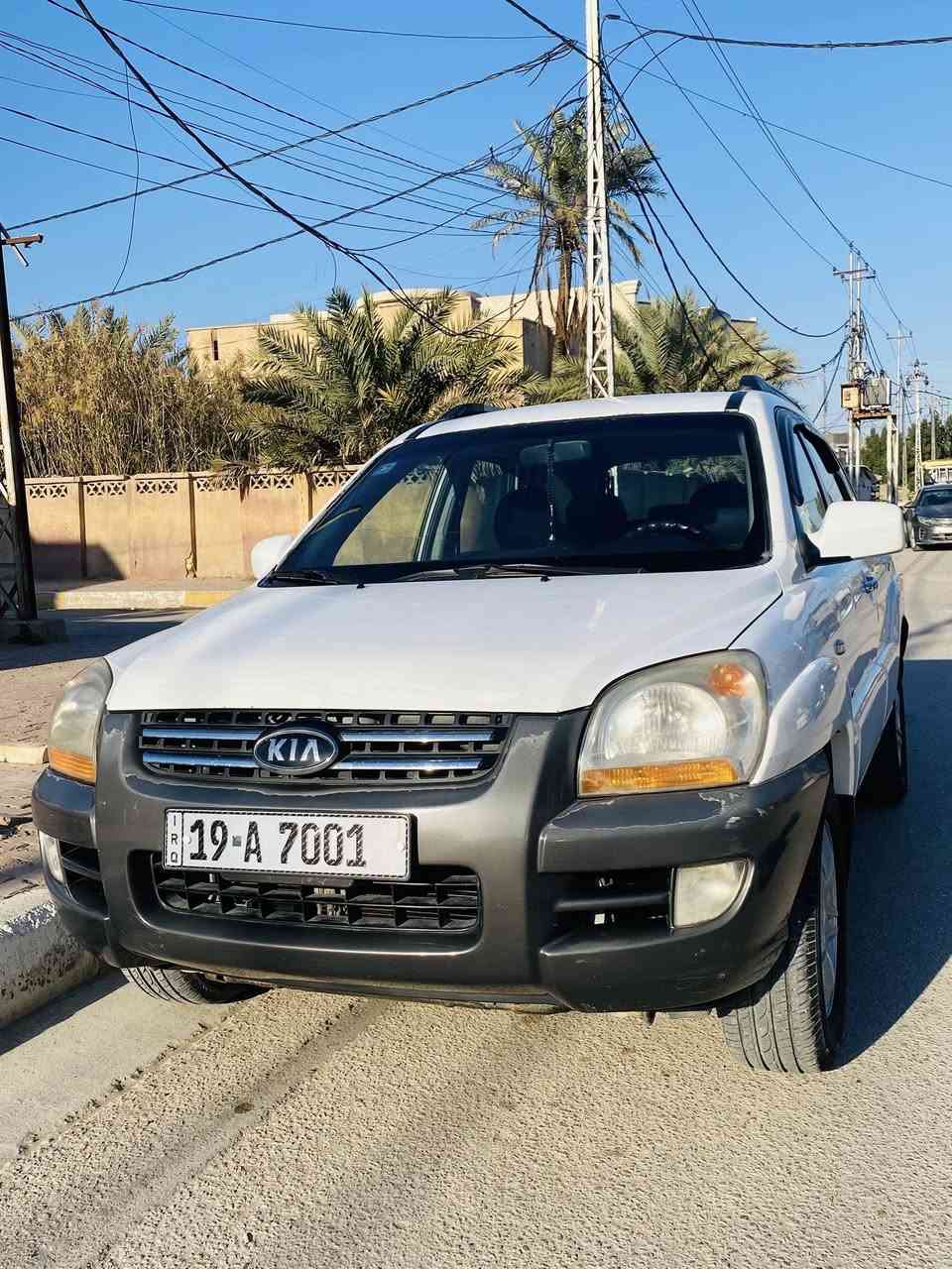 السلام عليكم
كيا سبورتج 2008 رقم مميز انكليزي باسمي 
كاز اصل وارد كوري بالسنوية كاز كاز 
مكانها كربلاء طويريج 
ماشية 287 الف حقيقي
السعر 123 
الاستفسار ***********
