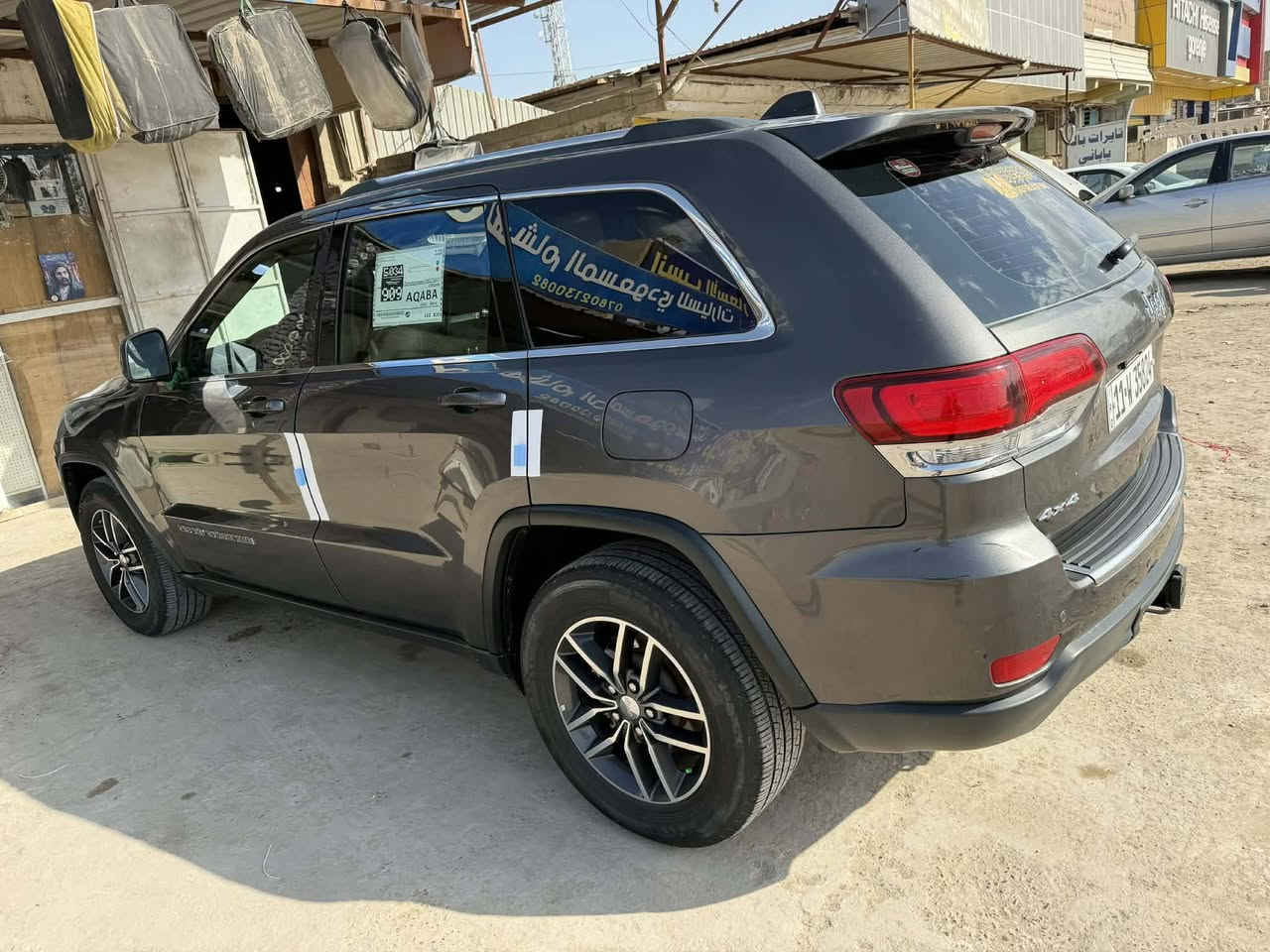 سلام عليكم 
جيب 2020 فول عده الفتحه 
السعر مناسب 178 بيع سريع عارضها 
اخوان فقط بيع بدون مراوس وبدون قسط 👍
كير محرك تخم تاير كلهه جديد 
محرك 3600 المرغوب تبريد ثلج 🥶 
سيارة جاهزة من كلشي مال جناي 
رقم بغداد بسمي تحويل ثاني يوم 
مكاني بابل *********** الاستفسار 👍
بيه قطعتين صور الحادث بل منشور بدون دواخل سياره
