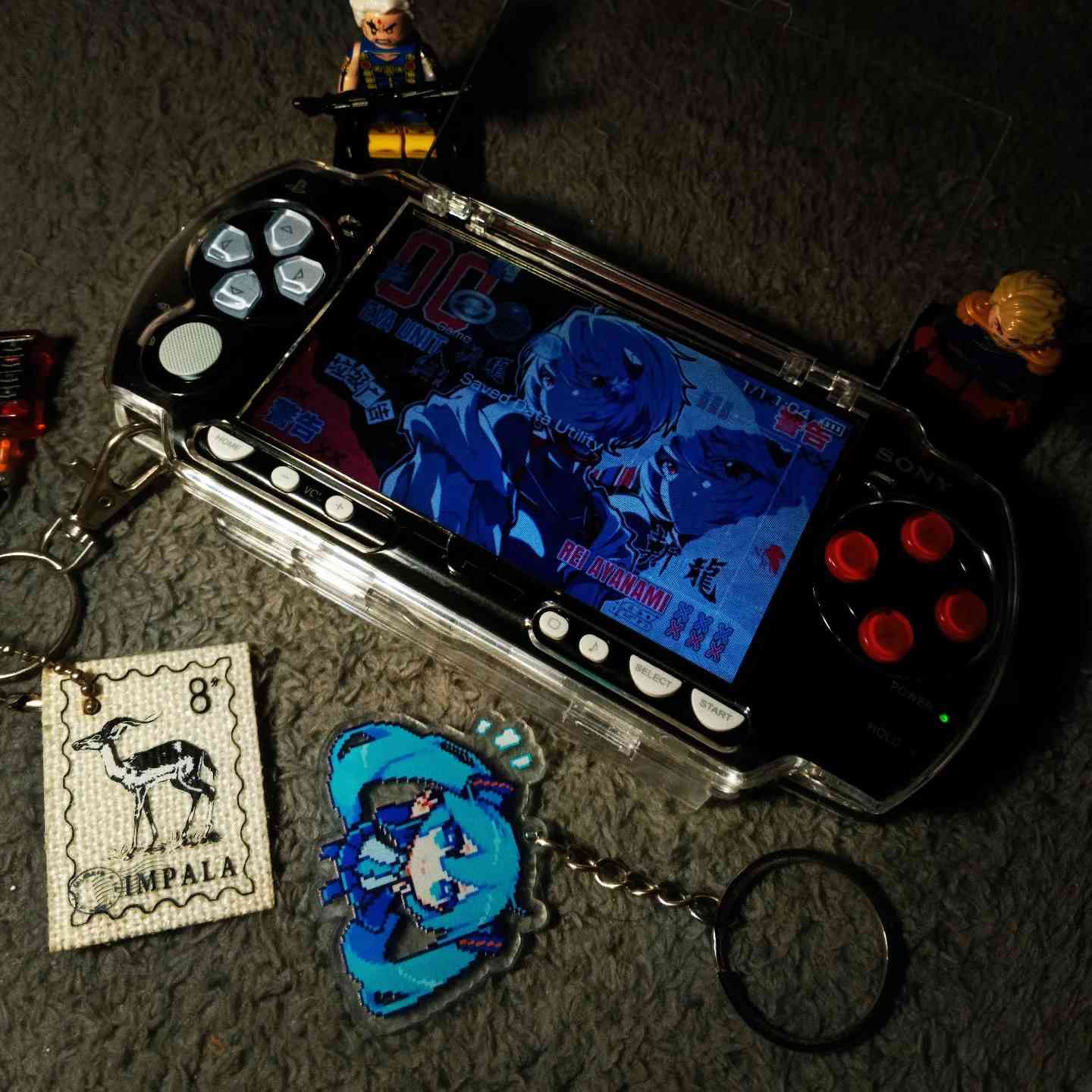 PSP 2000 Custom build (Blue Red)
💙❤️

 Modded  📍
Charger included 📍
clear case include 📍
condition 90%
Free keychain 
(games depends on the customer)

 الف price : 120 IQD 📍السعر

تنزيل العاب حسب الطلب 
جهاز كامل 

توصيل جميع محافظات العراق 📦📍 
delivery to all over iraq 📦📍


**إذا كنت صاحب هذا الإعلان وتريد حذفه لأي سبب، رجاءا أرسل رسالة إلى الدعم الفني**