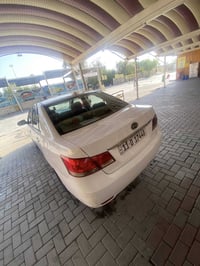 ٢٠١٦ • ابيض • رقم بغداد