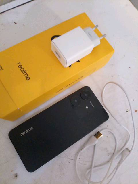 جهاز 
realme Note 60 X
النضافه  100/100
السعر  120 الف 
الملحقات شاحن بقدره 30 واط مع الكيبل سماعات كيبل كفر شفاف لاسق حمايه 
العنوان: بابل 
الرقم/*********** 
الذاكره 128 
90 فريم ب الببجي