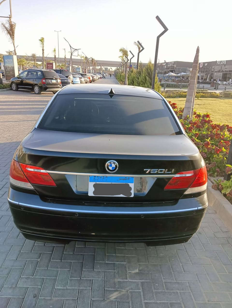 عربيه للبيع BMW 740 i موديل 2008 كامله اعلي فئه فتحه (سقف مرايات ضم حساسات اماميه وخلفيه و12 ايرباج ) بحاله الزيرو
متور وفتيس وعفشه بحاله فوق الممتازه الصالون بحاله الزيرو
تاني مالك من الزيرو
جانط 20 اصلي زجاج جانبي وخلفي ملون مثبت بالرخصه
راشه بالكامل نظافه علي الفحص 
مرور شبرا رخصه سنه و4 شهور باسم المالك
العداد 277 الف
المعاينه باكتوبر 
للتواصل ‭01010278280‬


**إذا كنت صاحب هذا الإعلان وتريد حذفه لأي سبب، رجاءا أرسل رسالة إلى الدعم الفني**
