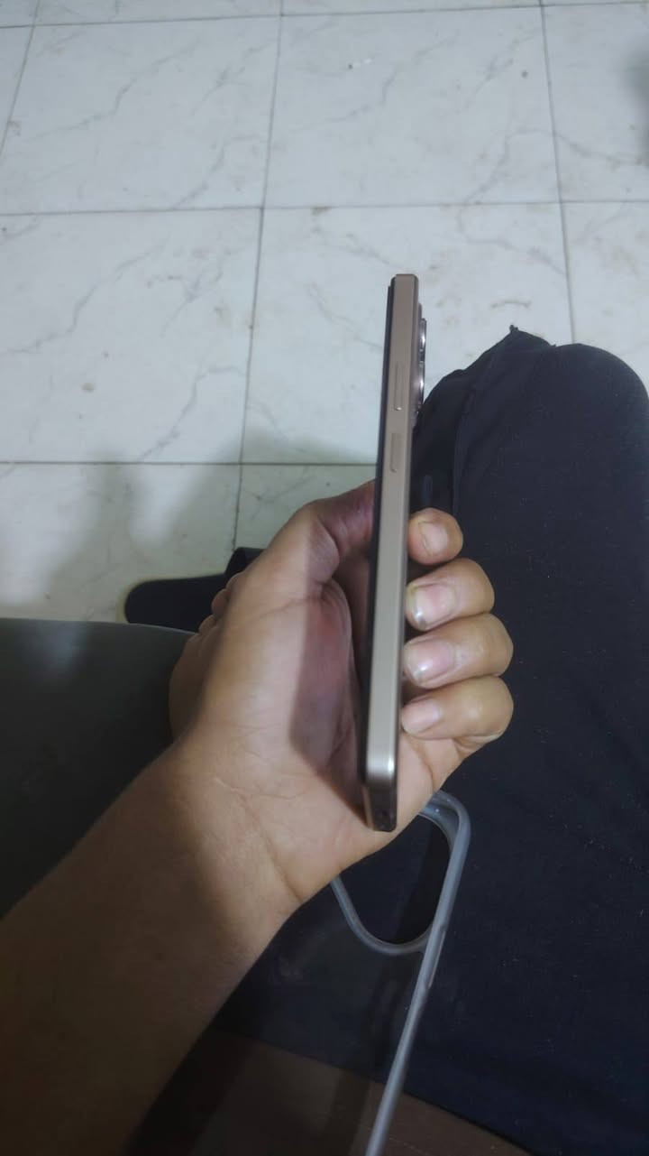 جهاز TECNO POVA 7 ستوني اخذته صار 4ايام قيم وخذ مستعجل ع بيعته  *********** وتساب
