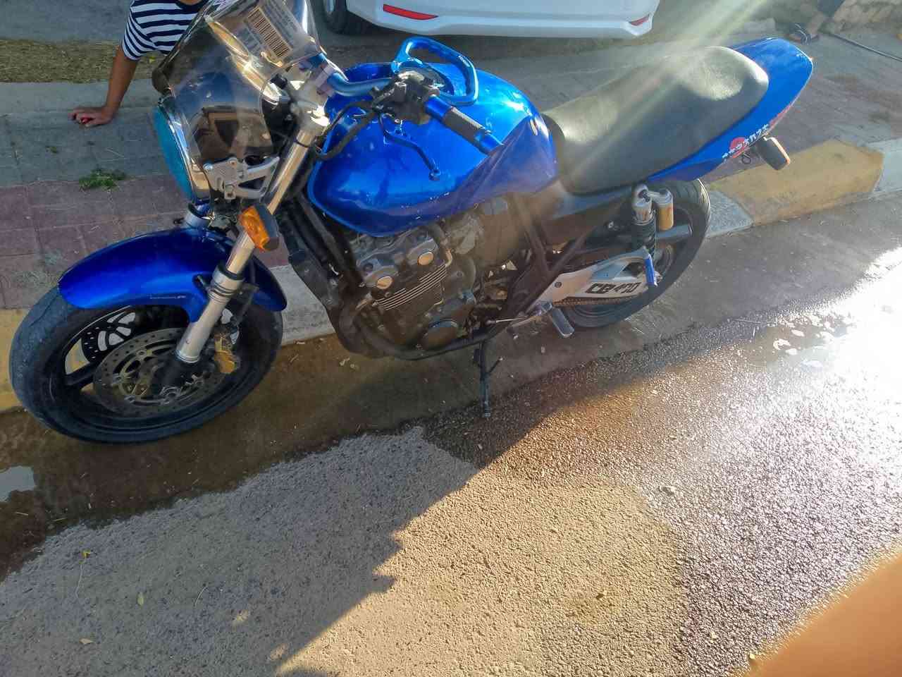 سيبي جيل ثاني  للبيع كوم حديد 
ابيع  السعر 800  وبيه مجال  ابيع كوم حديد 
يعني اليجي عليه ليكلي بيه هيج وهيج الشراي يخبرني ***********
