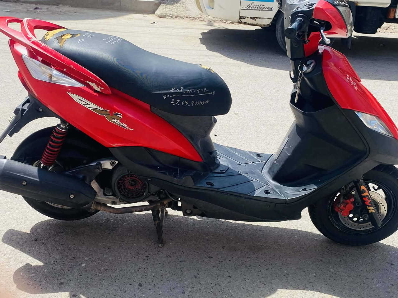 دراجه ثعلب للبيع ما ناقصها شي مكاني الشعب السعر 500 وبيها مجال بسيط ***********
