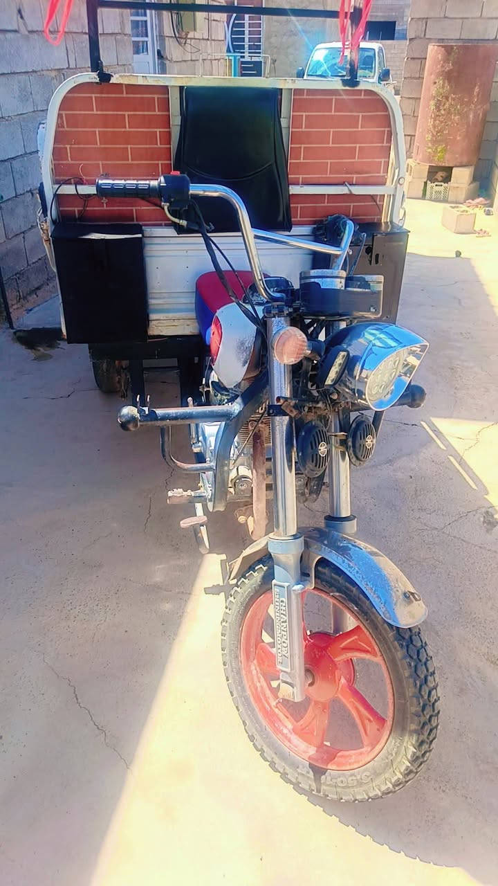 ستوته للبيع موديل ٢٠١٩
محرك ٢٠٢٥
كامله مكمله كهربيئات تايرات
تريد باتري 
الرقم ***********
