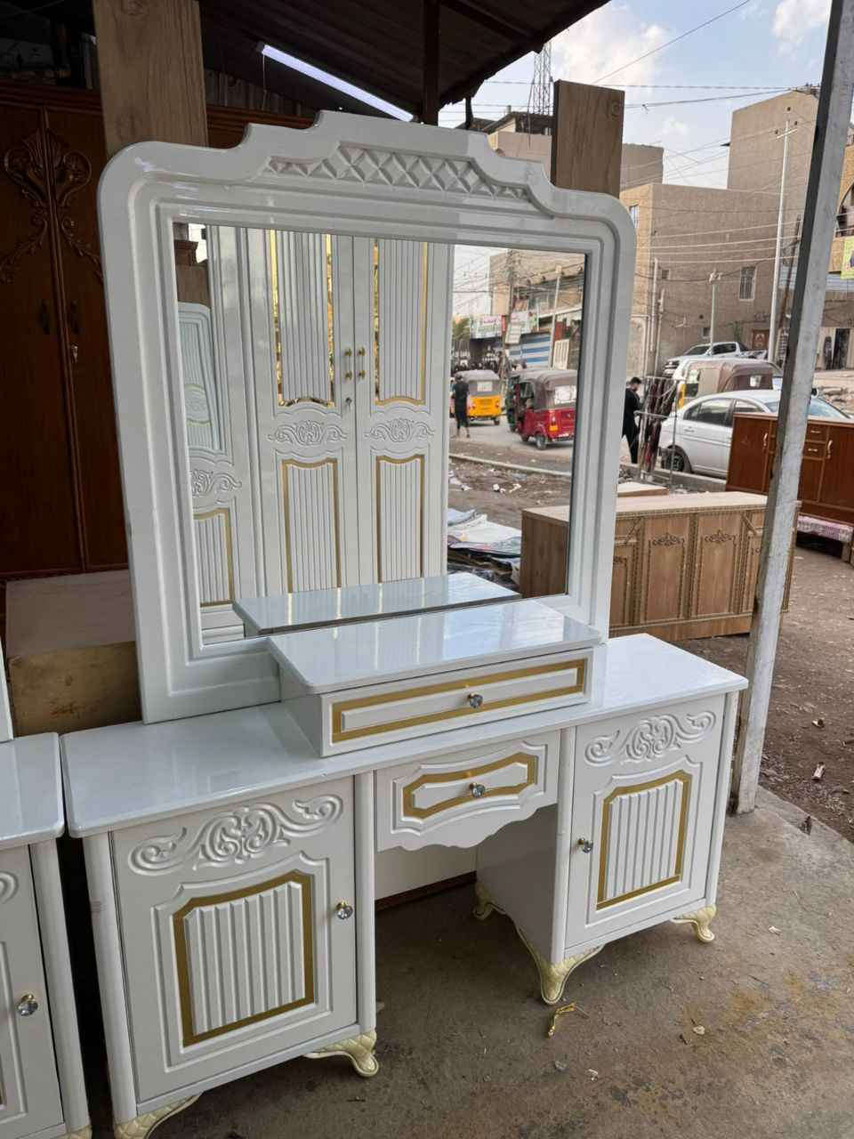 غرفة ست ابواب موديل

(الرونقة ) تصميم تركي بشغل ولمسات عراقية 

الخارج ام دي اف 12 ملم 

الداخل صاج طبيعي 4 ملم 

القاعدة بلوك صاج 16 ملم 

الظهر جرجوبة فتح وشد براغي 

الصبغ فرن حراري ودرجة اولى 

الدوشمة عراقية وخياطة يدوية والون حسب الطلب 

متوفر توصيل الكل المحافظات العراق ديوانية, القادسية


**إذا كنت صاحب هذا الإعلان وتريد حذفه لأي سبب، رجاءا أرسل رسالة إلى الدعم الفني**