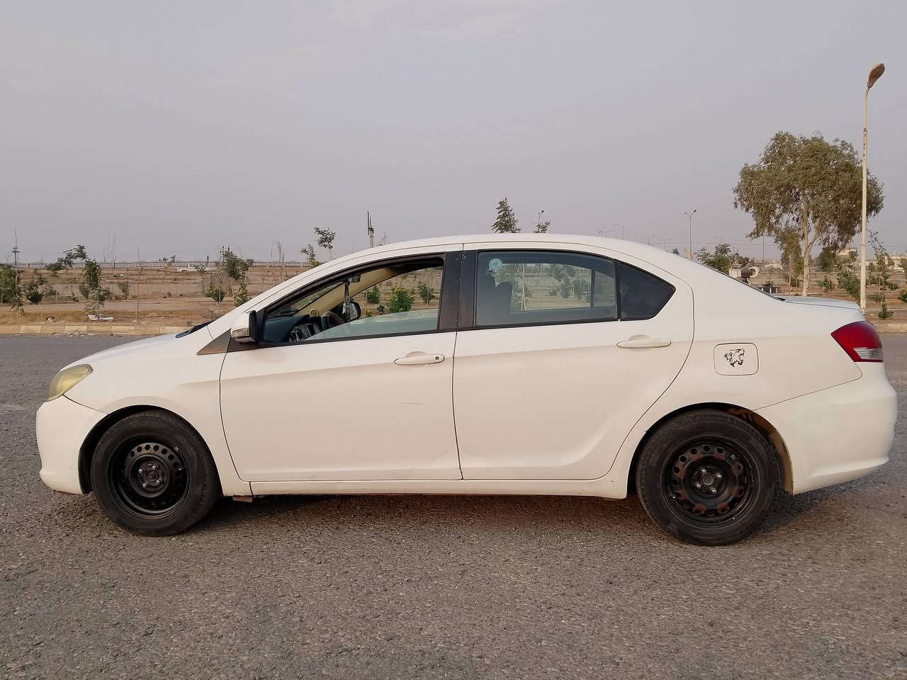 سلام عليكم
كريت ويل موديل 13 سنوي بسمي رقم دولي واسط مشروع وطني الضرر فقط جاملغ امامي ايمن سعر 55 بي مجال
مكاني كركوك ***********
