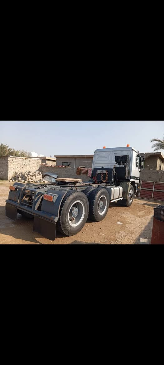 السلام عليكم اكتروس للبيع  2001اصل رقم بصره ثلاث لوحات انكليزي ومربوطه ثلاث محاور قلاب بس الرأس للبيع ((***********))((***********)) 
مكان السياره بغداد ابو غريب
