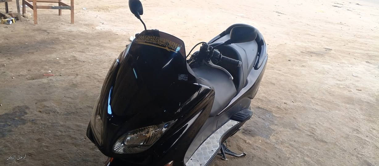 فورزه09 لون اسود • 7 گير
• سبورت – عادي – أوتوماتيك (الشغالات كلهن شغّالات بدون لف ودوران)

• تدفئة يدات

• ستاند صفح

• إشارات LED

• بصمة + سويج طوارئ

• المكينة بلاد ما مفتوحة ومكفوله

• الدهن أصلي أمزويل ومومتل

• بانزين محسن 

• الاستخدام نظيف والما يعرفها يخسر

💰 السعر:  12 ورقه

(بيها مجال بسيط للجاد، لا للفضوليين ولا للـ “آخرها شكد”)

📍 المكان: ذي قار 

 ***********🟩

الما يلحق عليها، يگول يا ليت 😌

واللي يريد فورزا مرتّبة جاهزة يمشي بيها، هاي فرصته.
