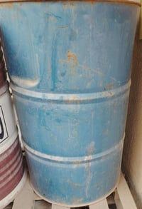 برميل نفط • ديكور منزلي • للبيع