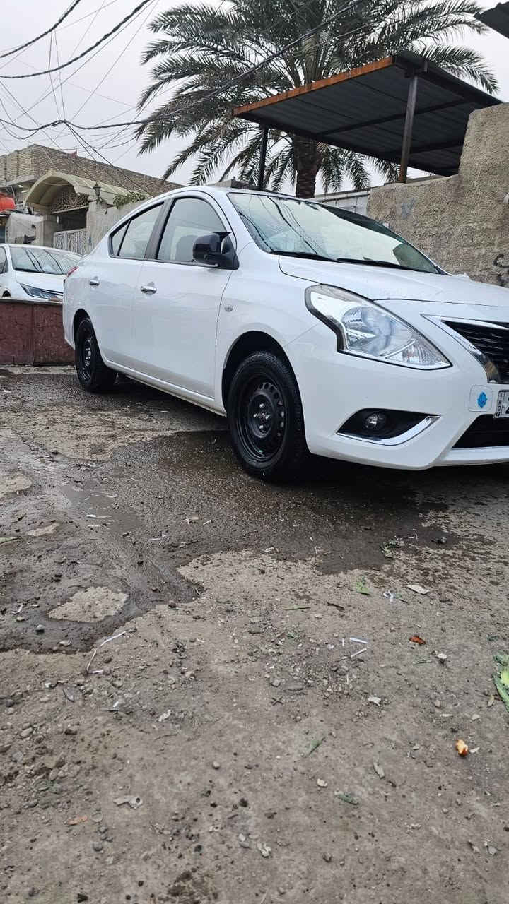 السلام عليكم نيسان صني هندي مديل 2024 رقم اربيل  ضمان سور 3 سنوات او 100 الف كيلو  (سياره ماشيه 26 الف) سياره زيرو على وضع الشركة دوشمه مالته البلادي. سبير مانازل بسمي تحويل ثاني يوم كفاله عامه (بيه طخه بل دعاميه او شخوط بل باب  فقط) لعنوان بغداد الحريه سعر 127 وبيهه مجال شي بصيط رقم ***********
